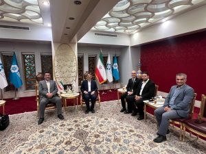 کازموپرایوت