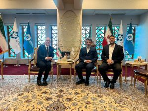 کازموپرایوت