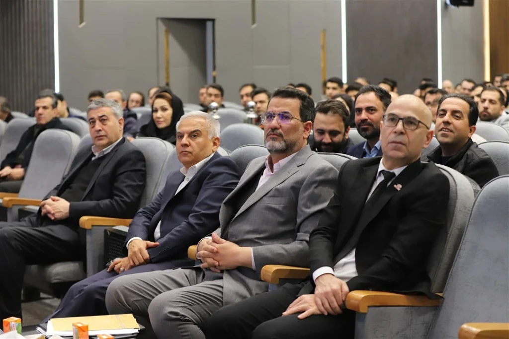 همایش تولید بدون کارخانه در اتاق بازرگانی تبریز برگزار شد؛ روایت یک تغییر نگاه از کارخانه‌محوری به زنجیره ارزش